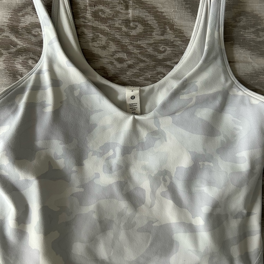 Lululemon Light Gray Camo  Crop Top - Picture 3 of 5